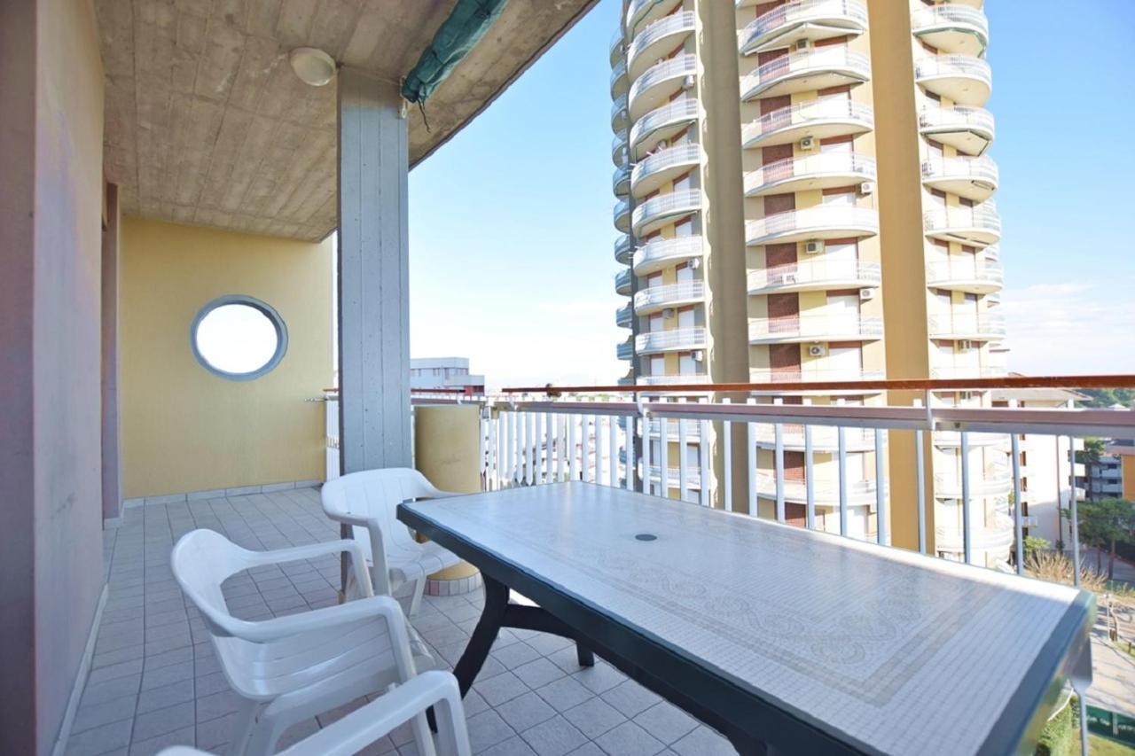 Residence La Duna Lignano Sabbiadoro Eksteriør bilde