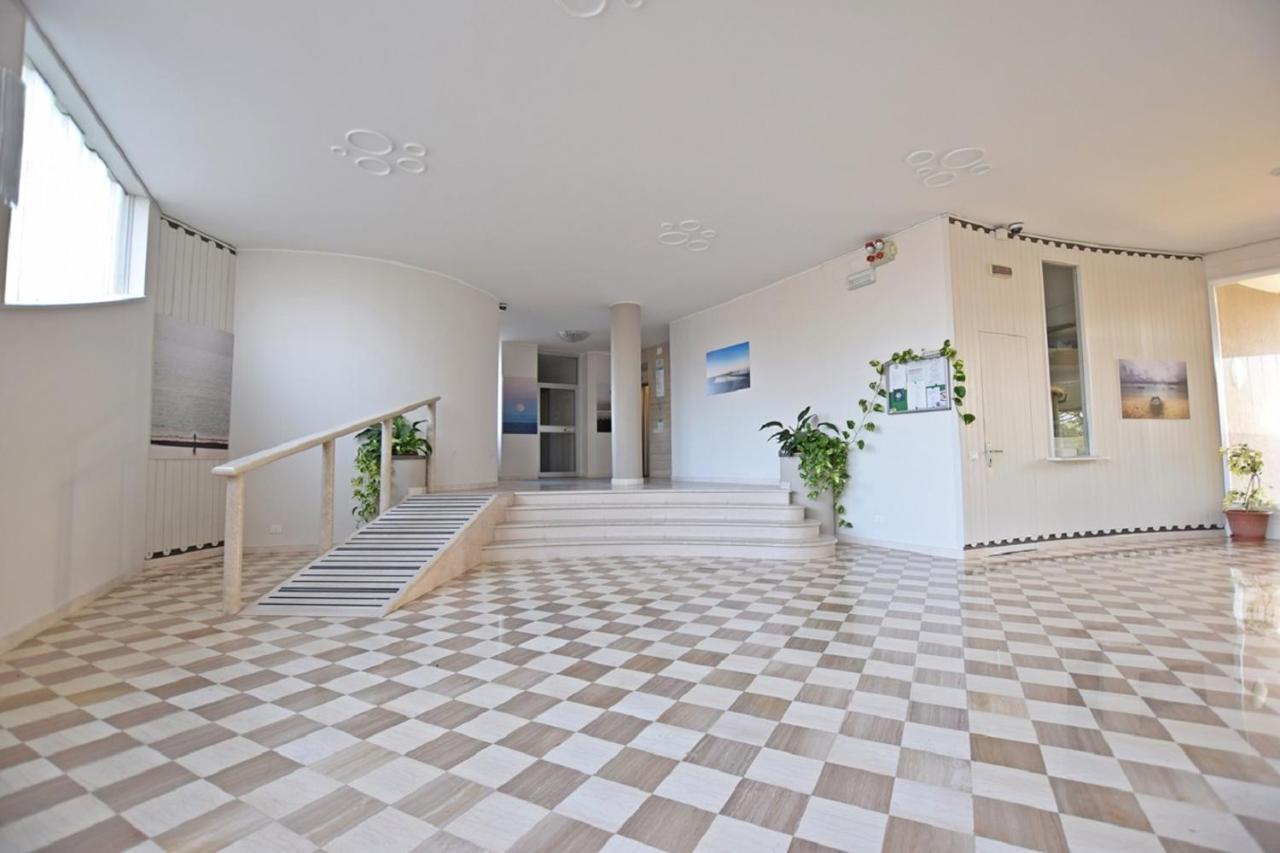 Residence La Duna Lignano Sabbiadoro Eksteriør bilde